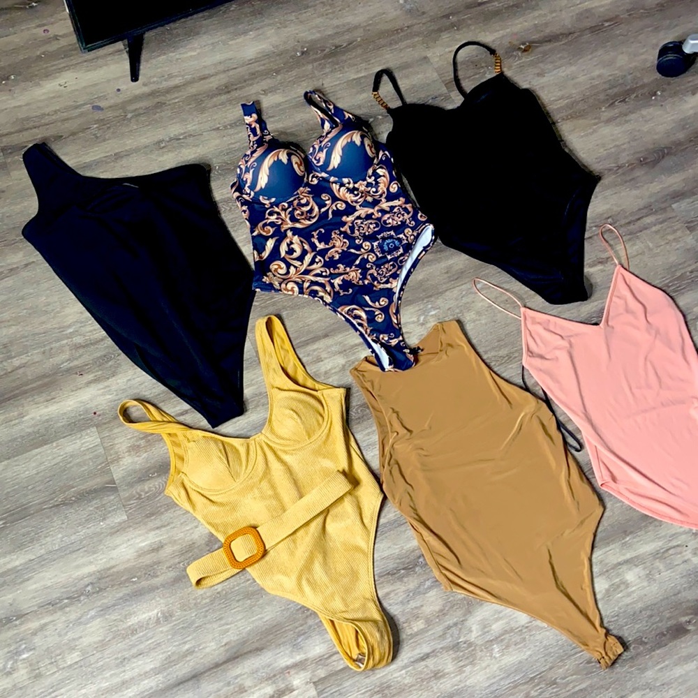 Bundle of bodysuits